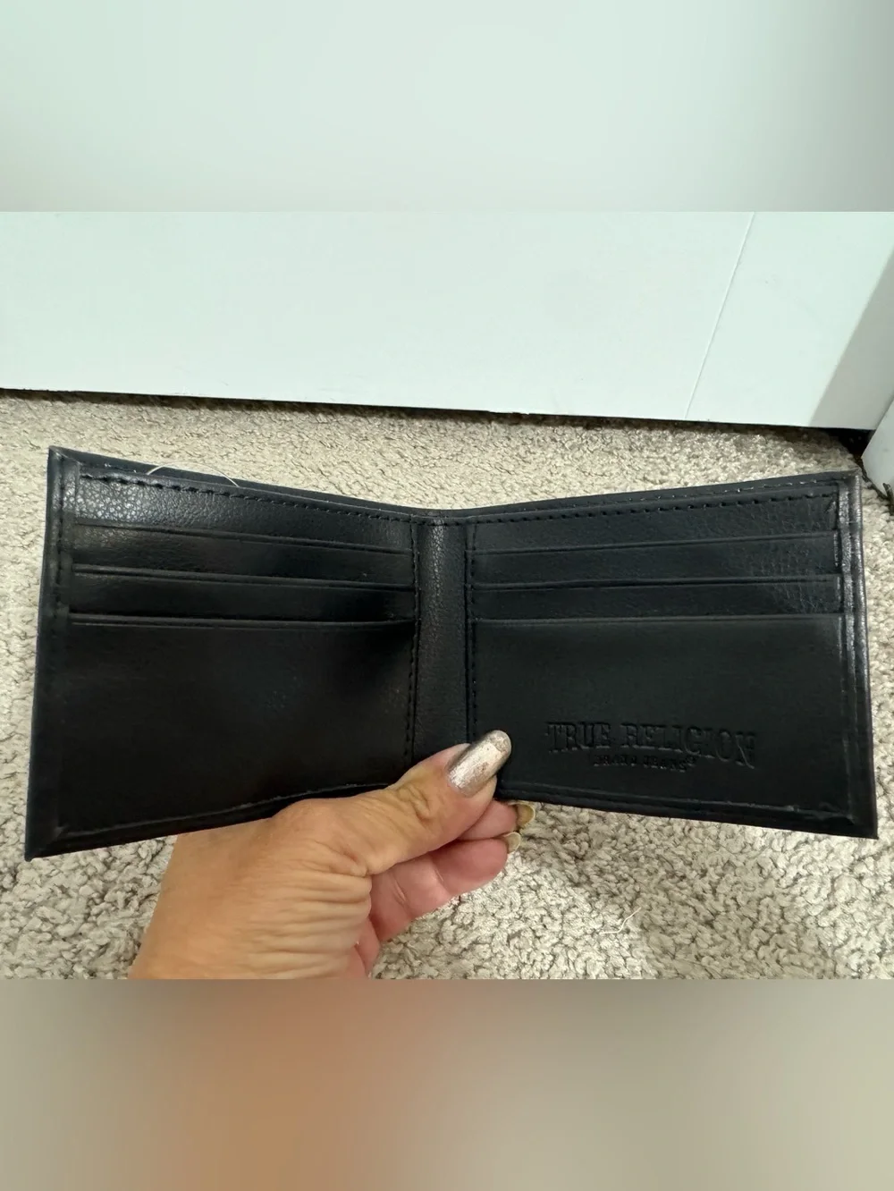 Cool True Religion men's black bi fold Altro logo wallet new